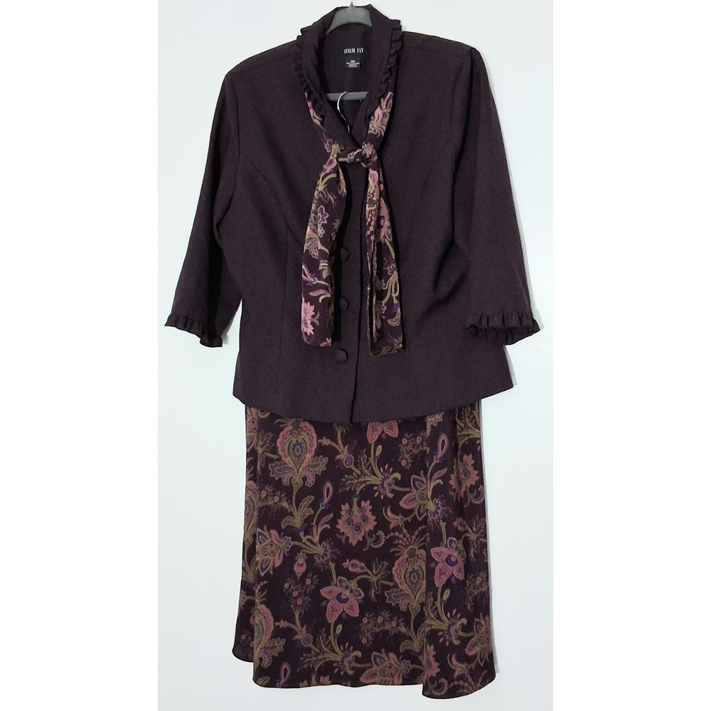 Leslie Fay Skirt Suit Set Womens Size 16P Petite Purple Floral Paisley Scarf Vtg